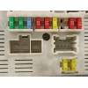 CAJA RELES / FUSIBLES 284B60009R 