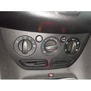 MANDO CALEFACCION / AIRE ACONDICIONADO DT1T19980AD 2010115 
