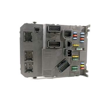 CAJA RELES / FUSIBLES 9655708480 S120104600L BSIS0300
