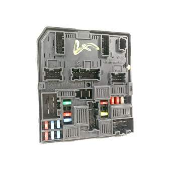 CAJA RELES / FUSIBLES 284B75NA1A 
