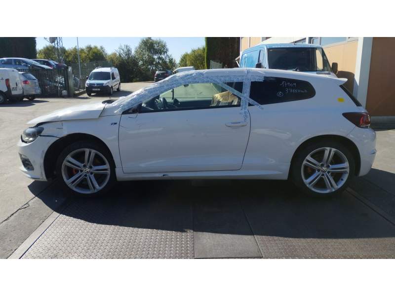 volkswagen scirocco iii (137, 138) del año 2014