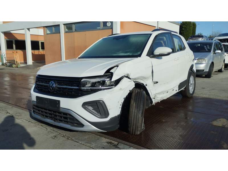 volkswagen t-cross (c11, d31) del año 2024