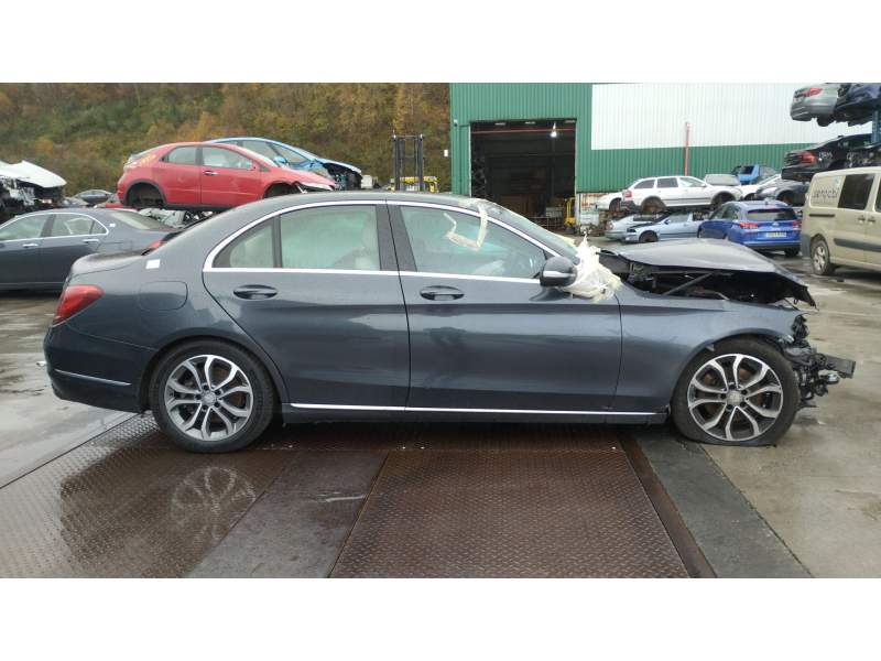 MERCEDES-BENZ CLASE C (W205)