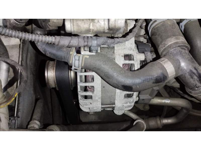 ALTERNADOR 04B903023D F000BL08F8 