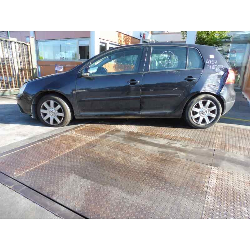 volkswagen golf v berlina (1k1) del año 2005