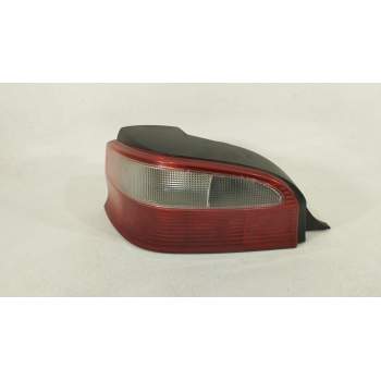 PILOTO TRASERO IZQUIERDO 6350L8 
