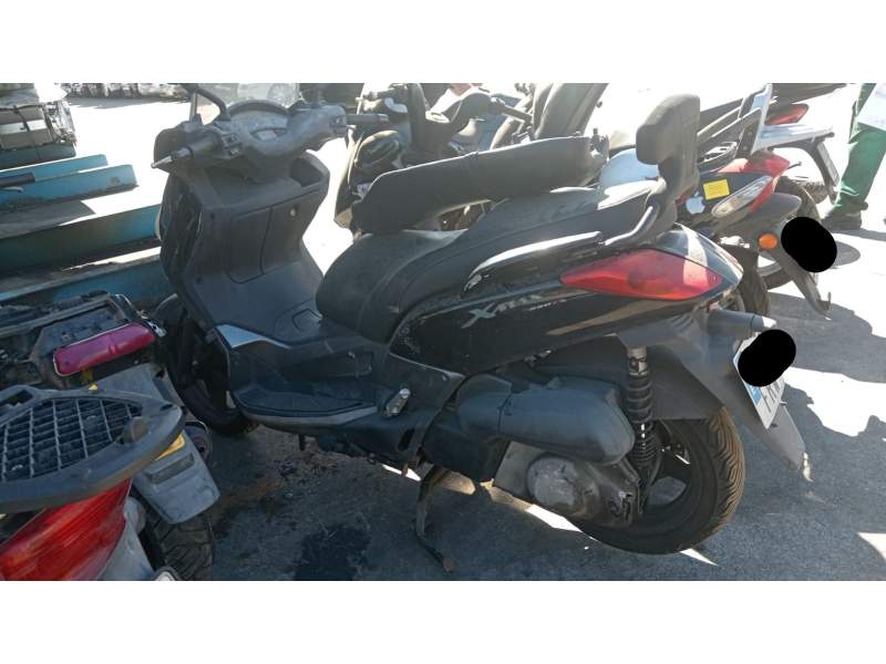 YAMAHA X-MAX