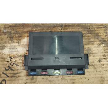 CAJA RELES / FUSIBLES 8921130020 