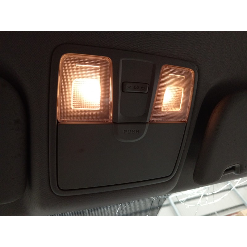 Recambio de luz interior para kia cee´d business referencia OEM IAM   