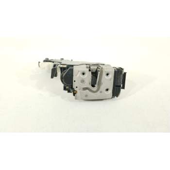 CERRADURA PUERTA TRASERA DERECHA A0997300235 