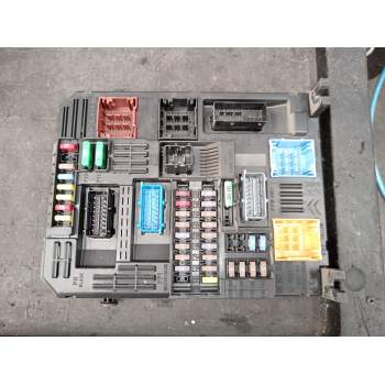 CAJA RELES / FUSIBLES 9819851280 