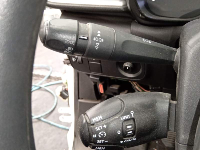 MANDO LUCES 98262556ZD 