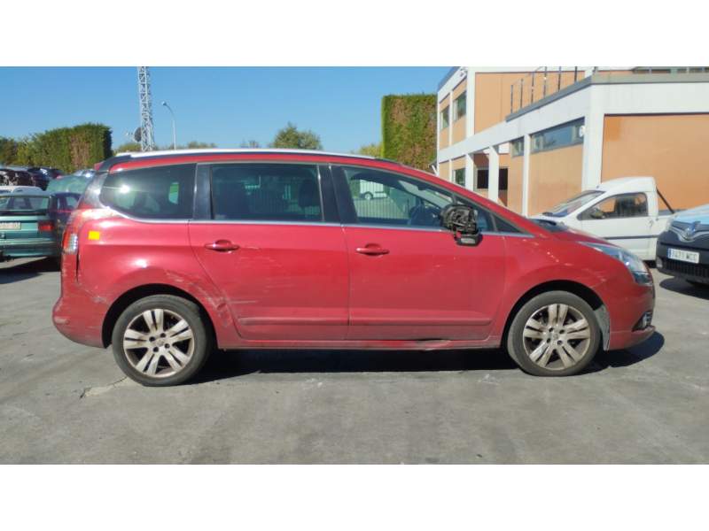 peugeot 5008 (0u_, 0e_) del año 2011