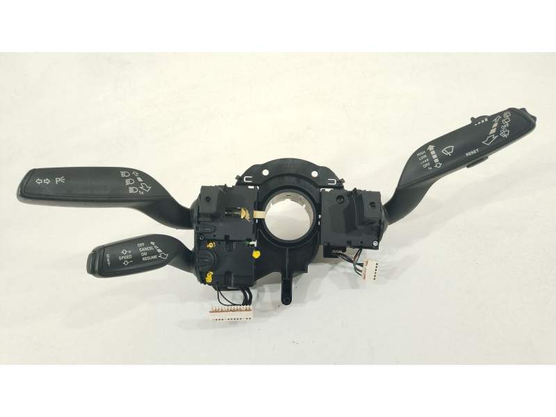 MANDO INTERMITENTES 4G8953502AD 