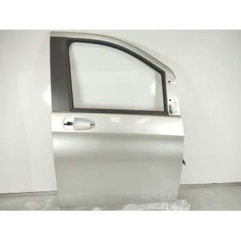 PUERTA DELANTERA DERECHA A4477200105 