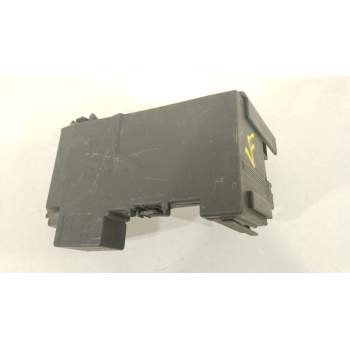 CAJA RELES / FUSIBLES 9666527580 BPGA D01 CEM0 
