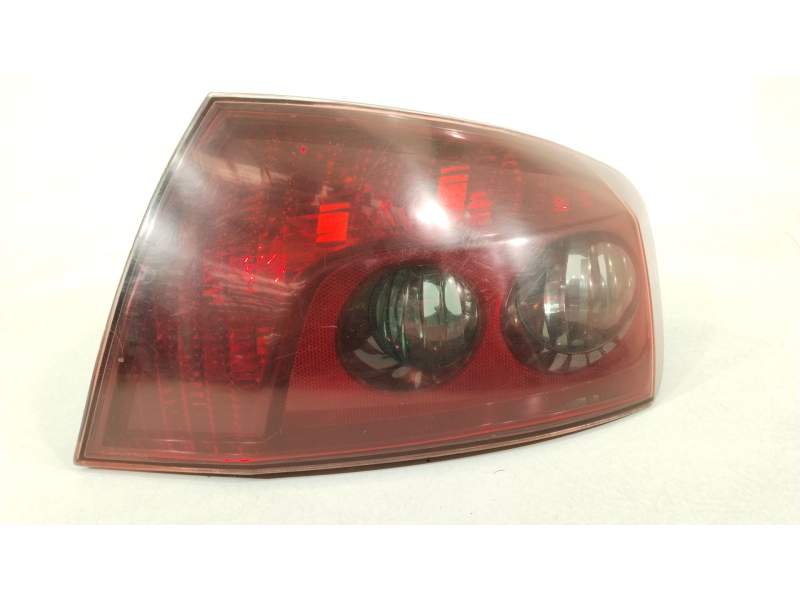 PILOTO TRASERO DERECHO 6351GC 