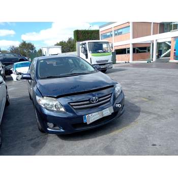 TOYOTA COROLLA Sedán (_E15_) de desguace