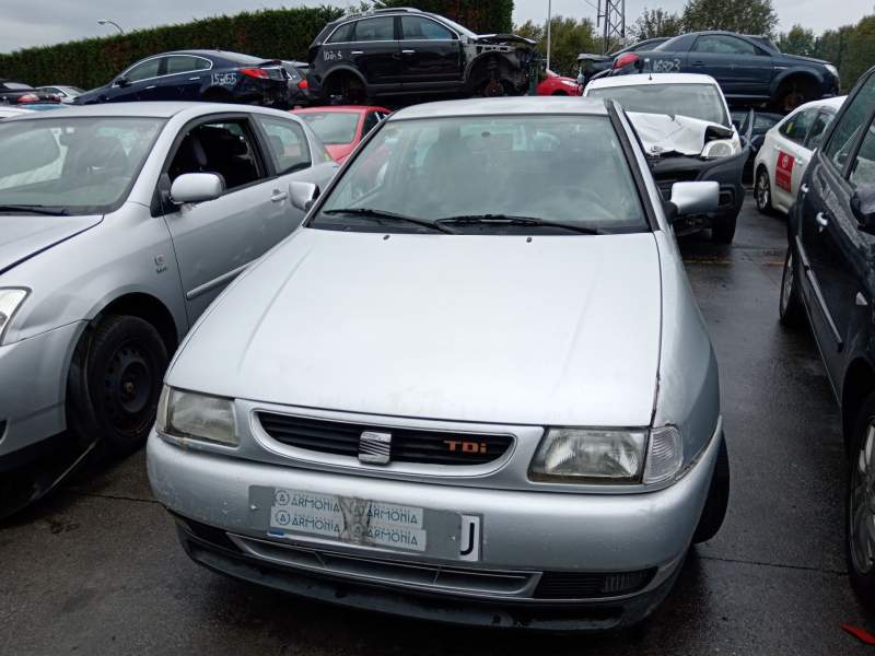 SEAT IBIZA II (6K1)
