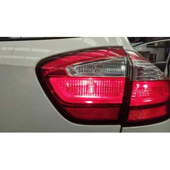 PILOTO TRASERO DERECHO EN PORTON 924041W200 924041W2 