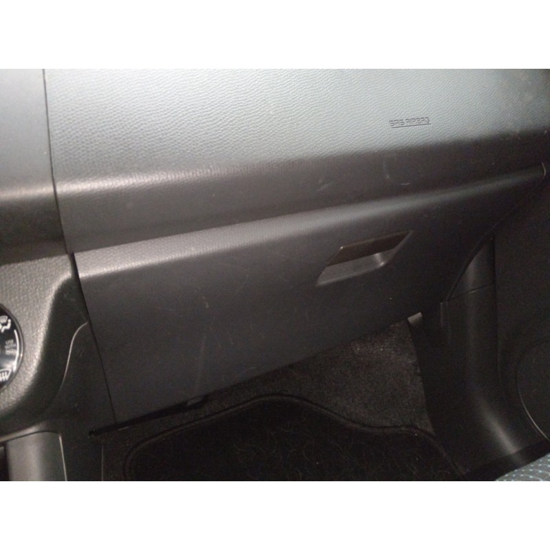 Recambio de guantera para suzuki swift berlina (mz) gl (3-ptas.) referencia OEM IAM   