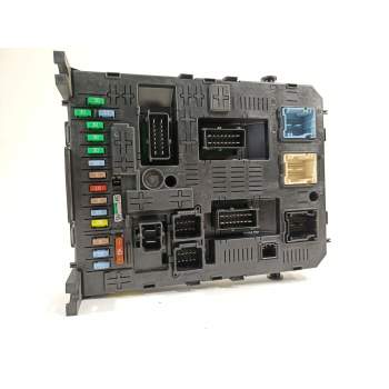 CAJA RELES / FUSIBLES 9664059080 BSI04EV