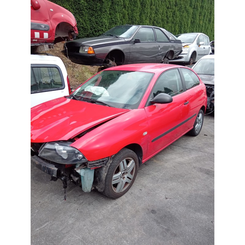 seat ibiza (6l1) del año 2003