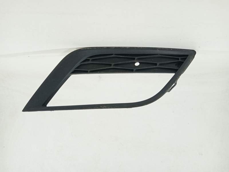 REJILLA PARAGOLPES DERECHA 6J0853666E 