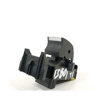MANDO ELEVALUNAS DELANTERO DERECHO 8481002290 4040W483D 