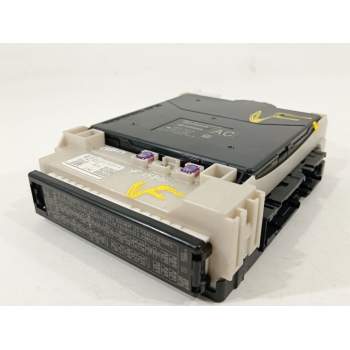 CAJA RELES / FUSIBLES 8273012Z20A 8922102C70 