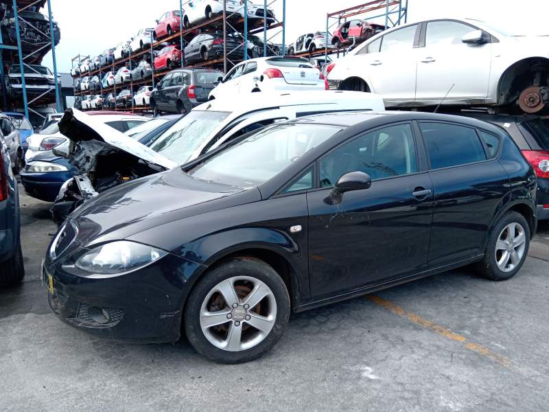 SEAT LEON (1P1)