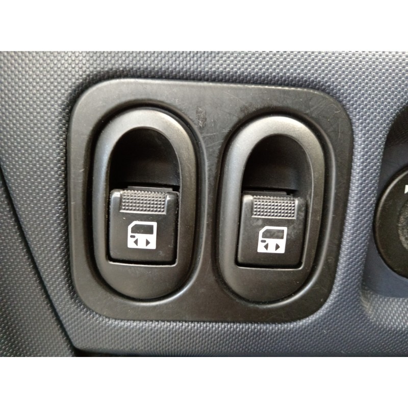 Recambio de mando multifuncion para peugeot 1007 dolce referencia OEM IAM   