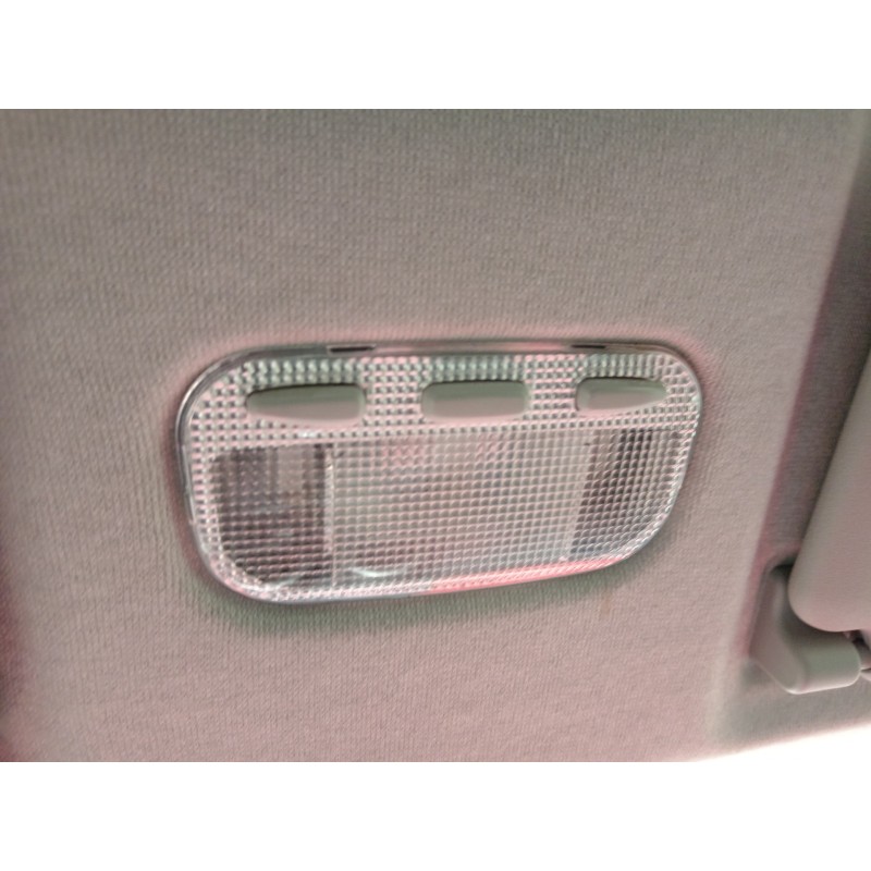 Recambio de luz interior para peugeot 1007 dolce referencia OEM IAM   