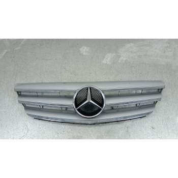 REJILLA DELANTERA A1698800883 A1698880660 