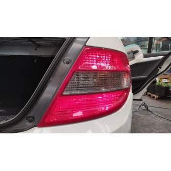 Recambio de piloto trasero derecho para mercedes-benz clase c (w204) c 220 cdi (204.002) referencia OEM IAM   