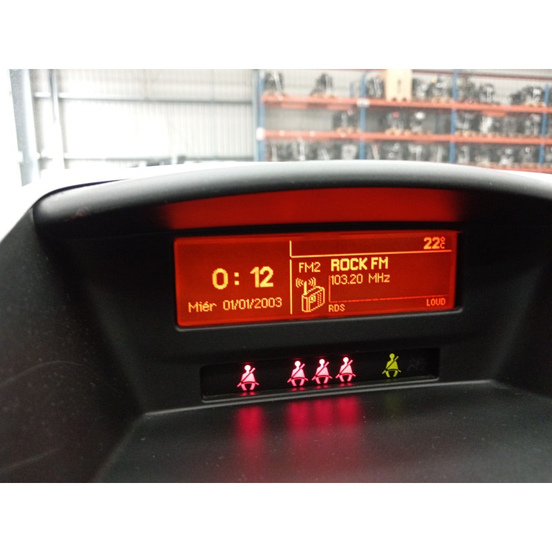 Recambio de pantalla multifuncion para peugeot 207 referencia OEM IAM   