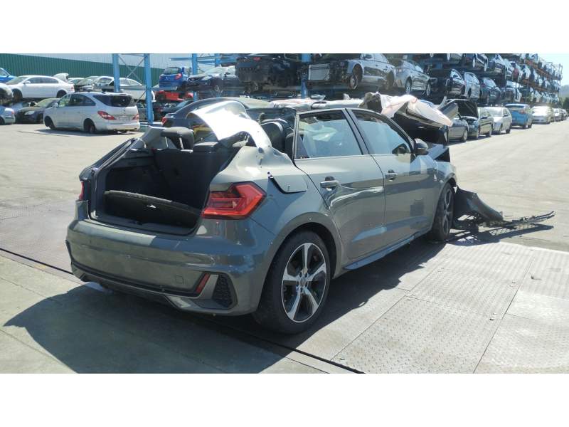 PARAGOLPES TRASERO 82A807067D 82A807671C 82A807672C 82A807421A