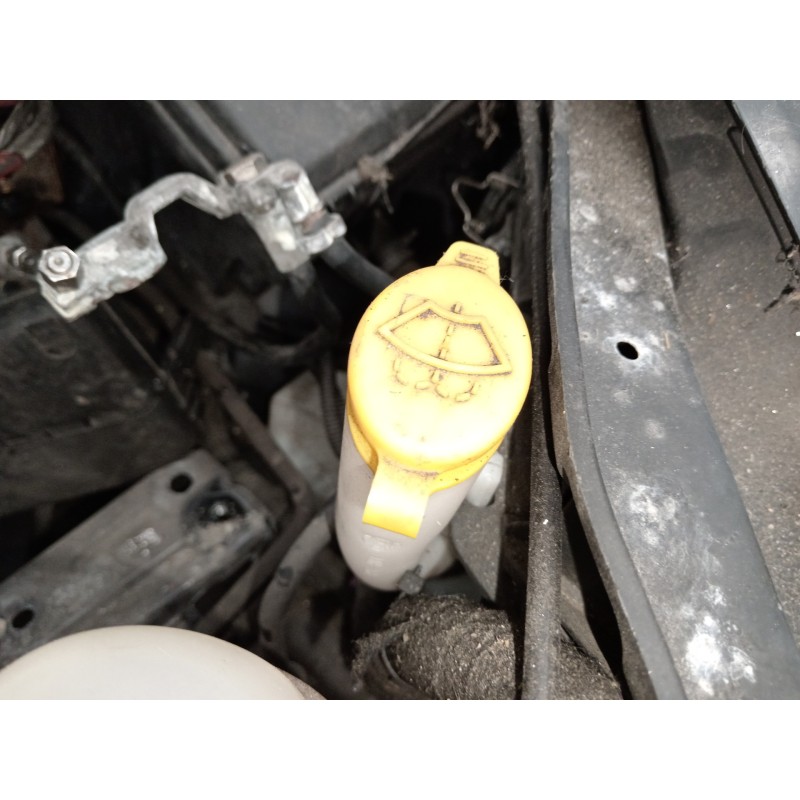 Recambio de deposito limpia para opel corsa d catch me referencia OEM IAM   