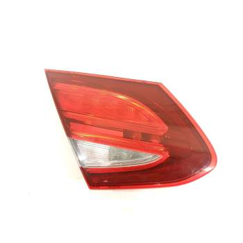 PILOTO TRASERO IZQUIERDO EN PORTON A2059066700 