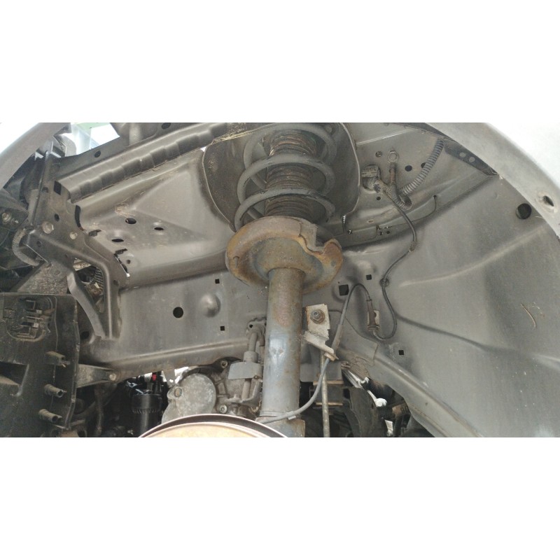 Recambio de amortiguador delantero izquierdo para ford kuga (cbs) titanium referencia OEM IAM   