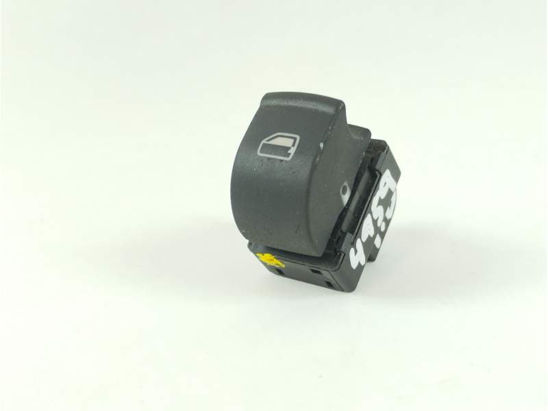 MANDO ELEVALUNAS TRASERO DERECHO 4E0959855 