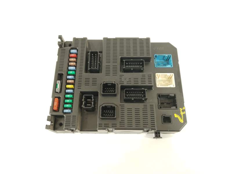 CAJA RELES / FUSIBLES 9659285580 BSI2004P0800