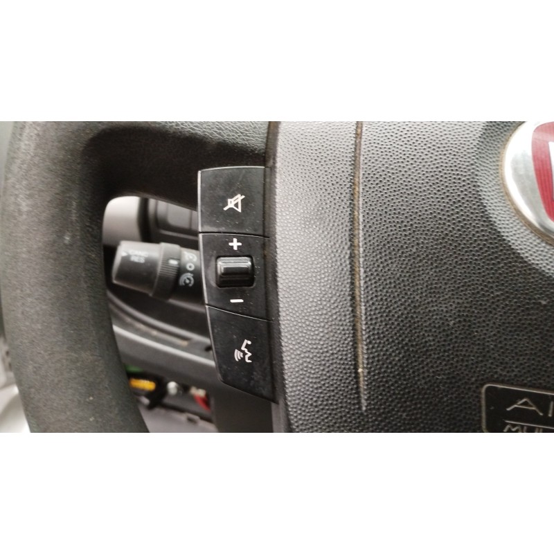 Recambio de mando volante para fiat ducato combi 30 (290) 130 (l1h1) referencia OEM IAM   