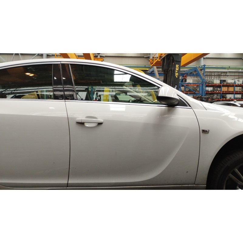 Recambio de puerta delantera derecha para opel insignia berlina cosmo referencia OEM IAM   