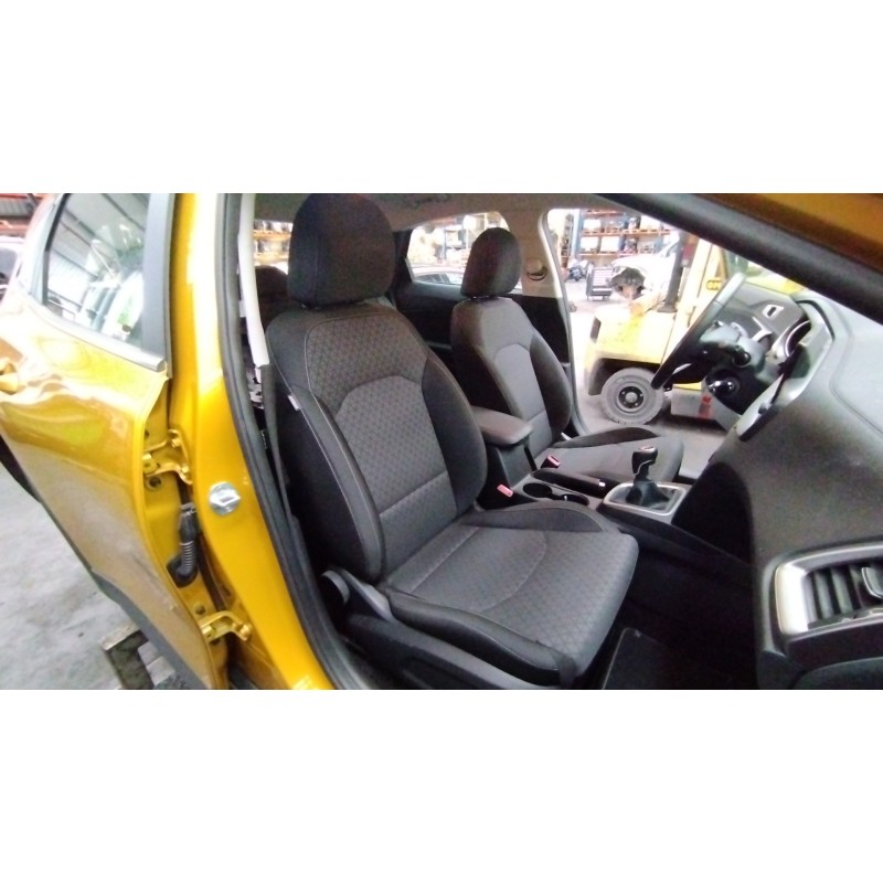 Recambio de asiento delantero derecho para kia xceed m6ah11 referencia OEM IAM   