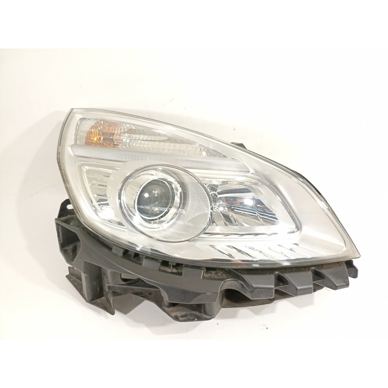 Recambio de faro derecho para renault scenic ii 1.5 dci diesel referencia OEM IAM 260105359R  