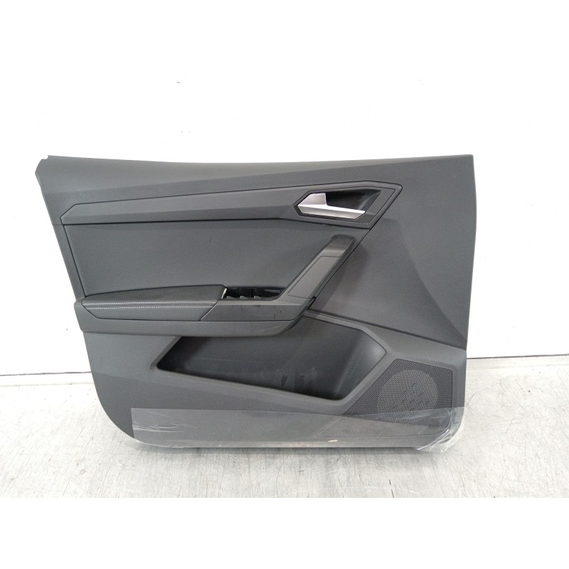 Recambio de guarnecido puerta delantera izquierda para seat arona xperience referencia OEM IAM 6F0867113  