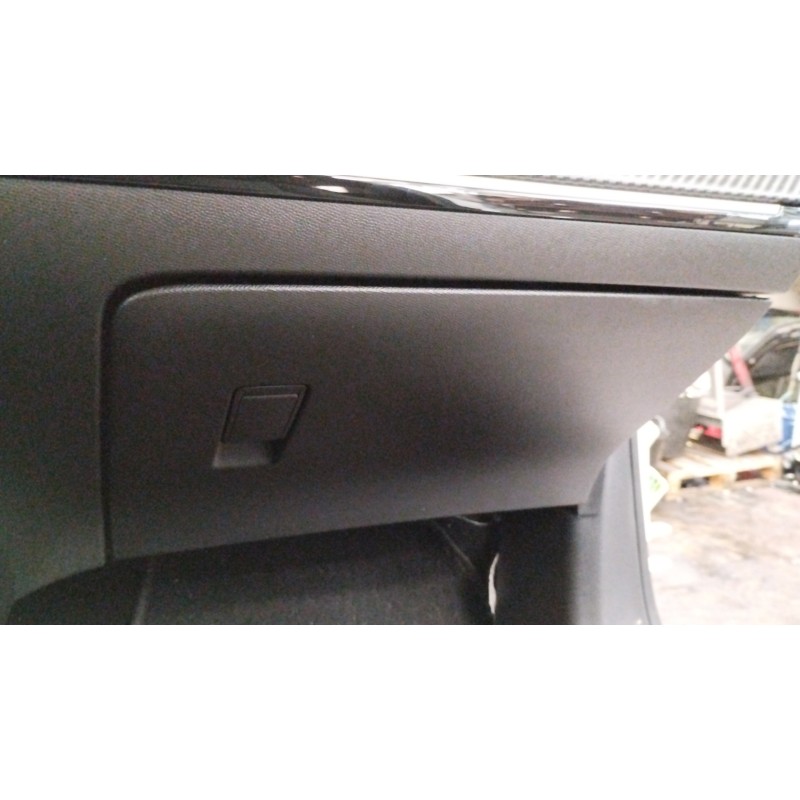 Recambio de guantera para peugeot 208 2020 referencia OEM IAM   