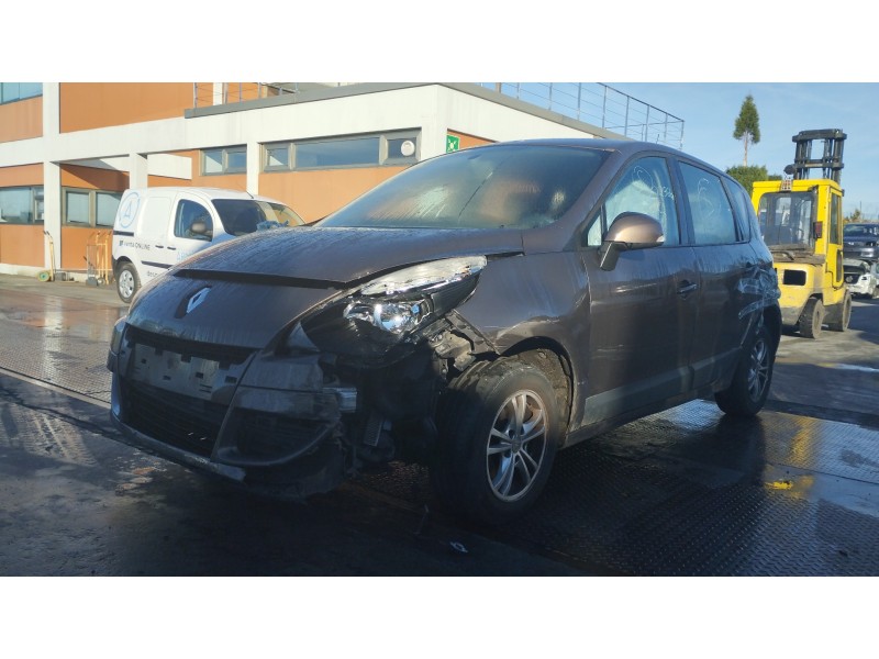 renault scenic iii del año 2014