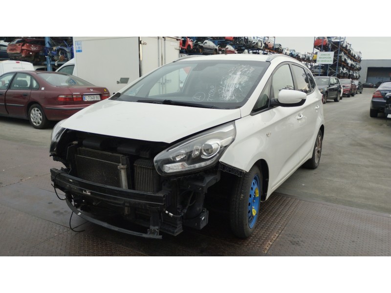 kia carens ( ) del año 2018